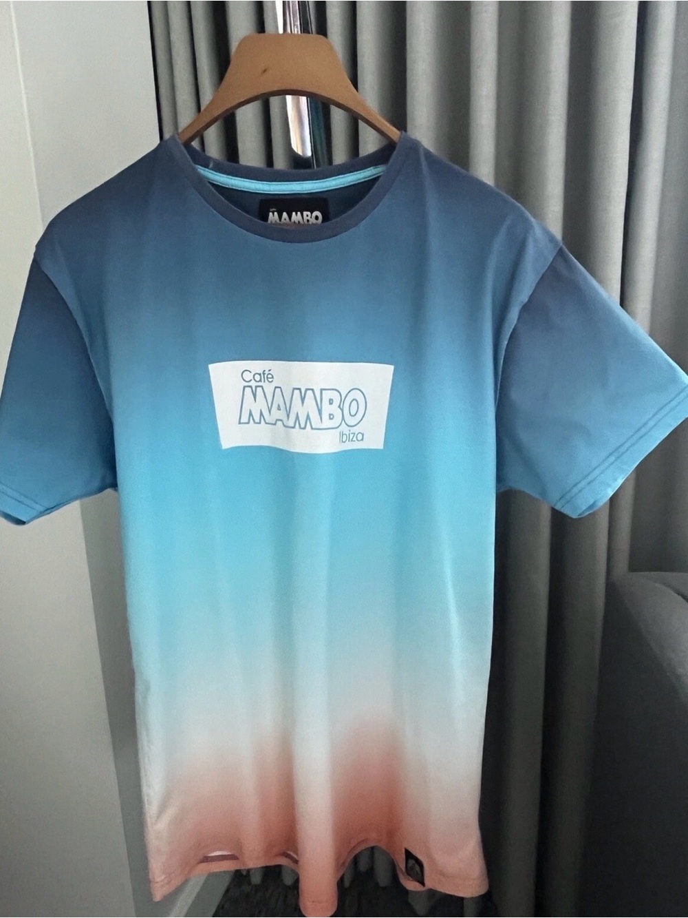 Café Mambo Ibiza Ombre Logo Tee - Blue to Coral Very Rare XL